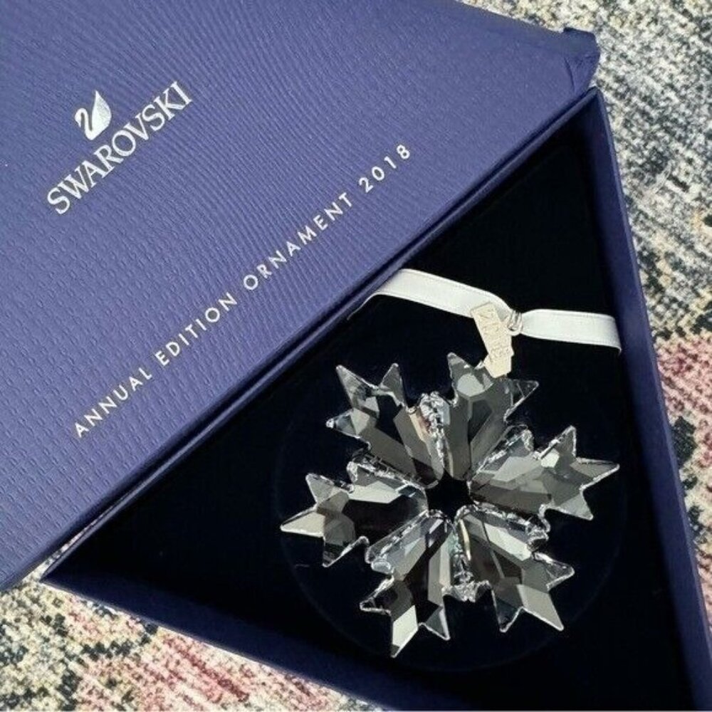 Swarovski Christmas Crystal Ornament 2018 Annual Edition NIB